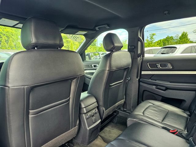 Used 2017 Ford Explorer XLT w/ Equipment Group 202A FWD image 25