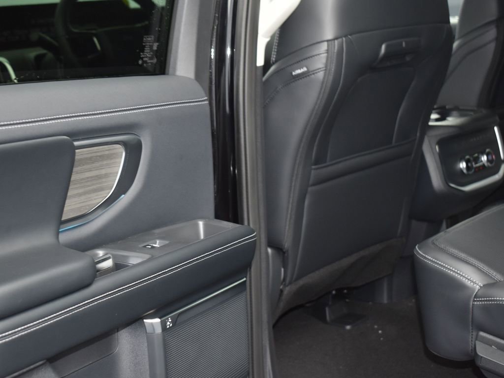New 2026 Ford Expedition Platinum AWD/4WD image 12
