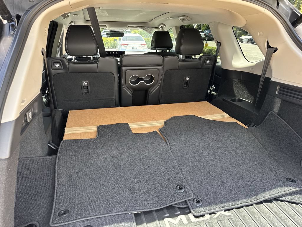 Used 2024 Acura MDX w/ Technology Package FWD image 56