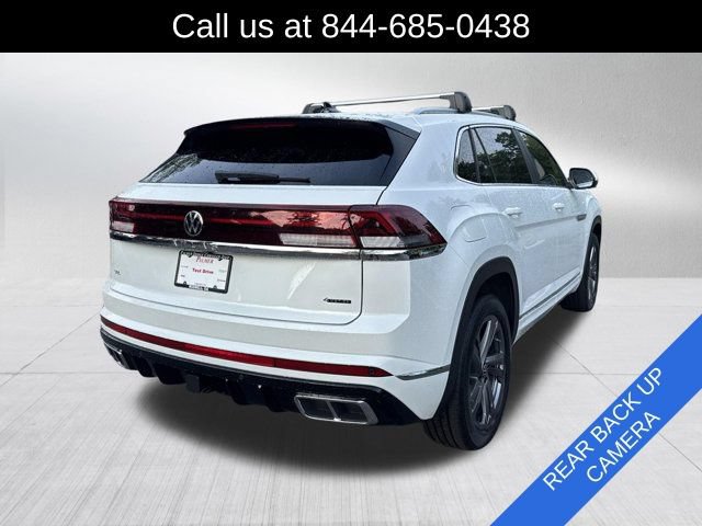 Used 2024 Volkswagen Atlas Cross Sport SEL R-Line AWD/4WD image 5