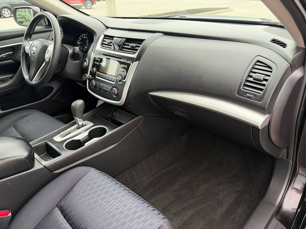 Used 2016 Nissan Altima 2.5 S w/ Power Driver Seat Package FWD image 10