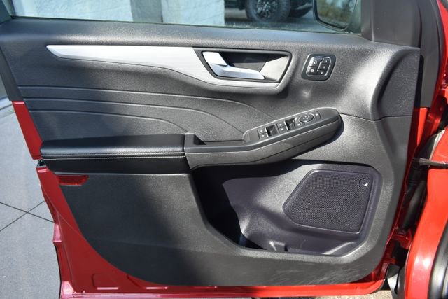 Used 2024 Ford Escape Platinum AWD/4WD image 19