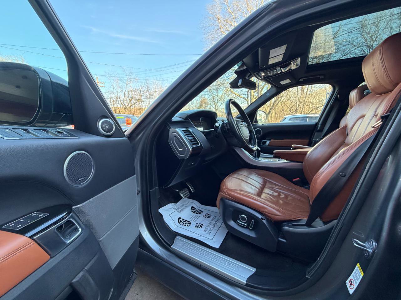 Used 2016 Land Rover Range Rover Sport Supercharged AWD/4WD image 12