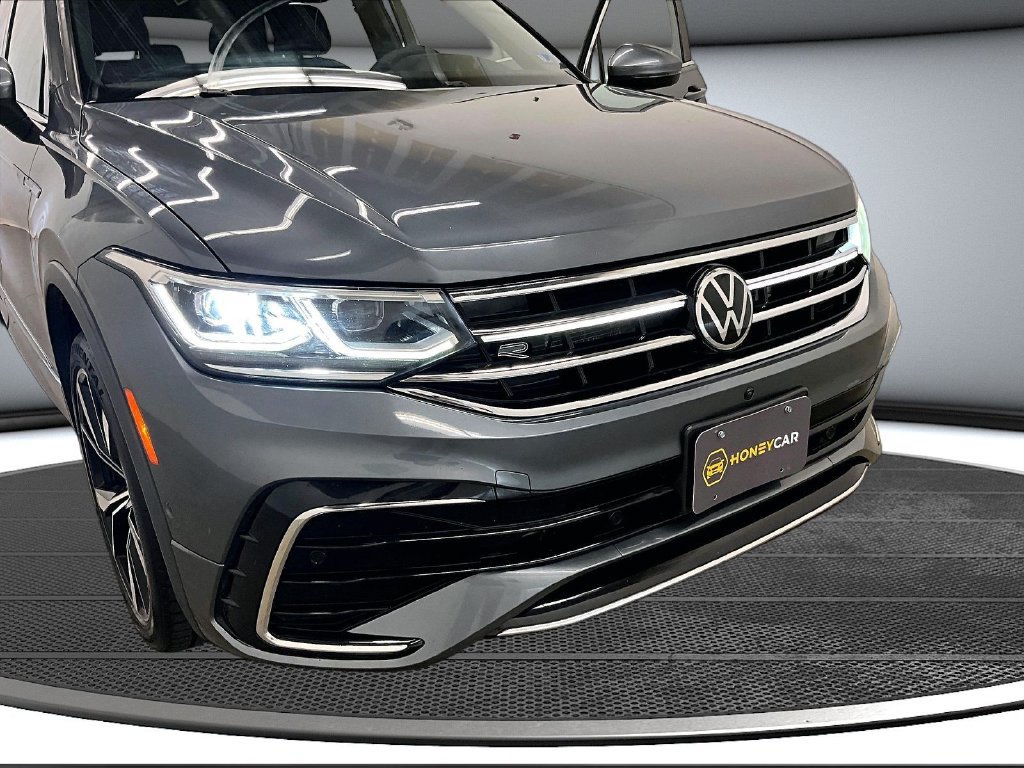 Used 2022 Volkswagen Tiguan SEL R-Line AWD/4WD image 30