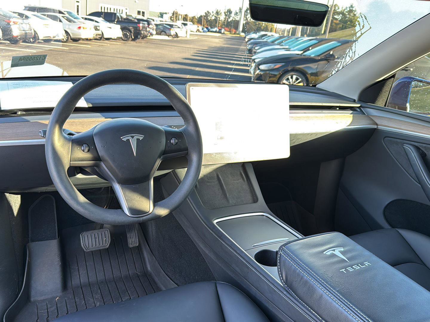 Used 2023 Tesla Model Y Long Range image 16