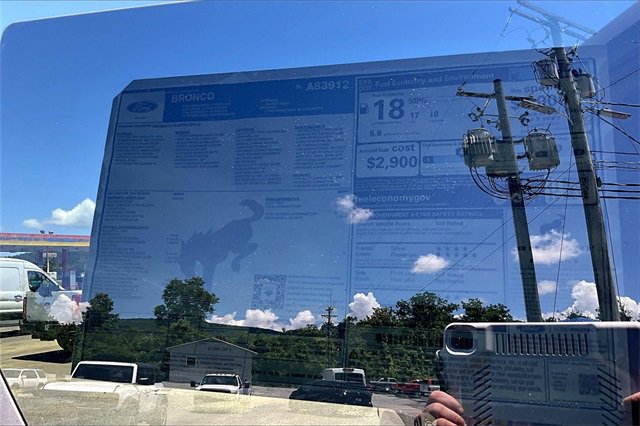 New 2025 Ford Bronco Badlands image 14