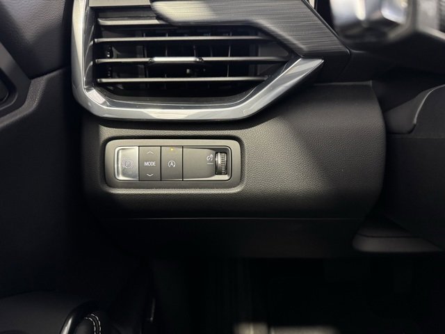 Used 2025 GMC Acadia Elevation image 19