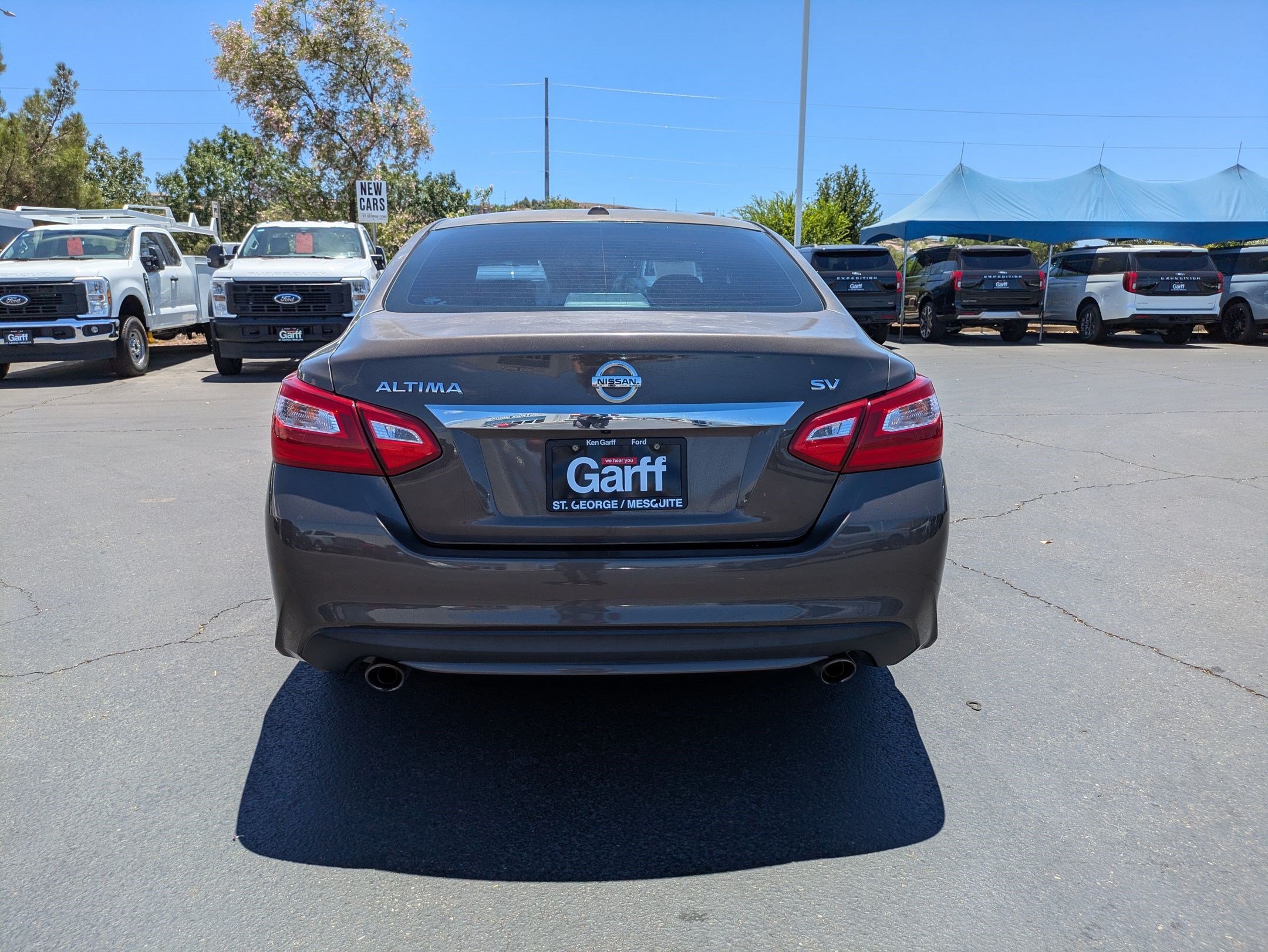 Used 2016 Nissan Altima 2.5 SV w/ Convenience Package FWD image 5