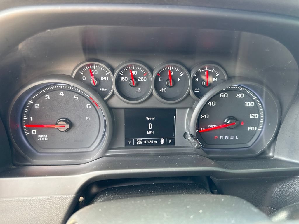 Used 2021 Chevrolet Silverado 2500 Custom w/ Custom Value Package AWD/4WD image 18