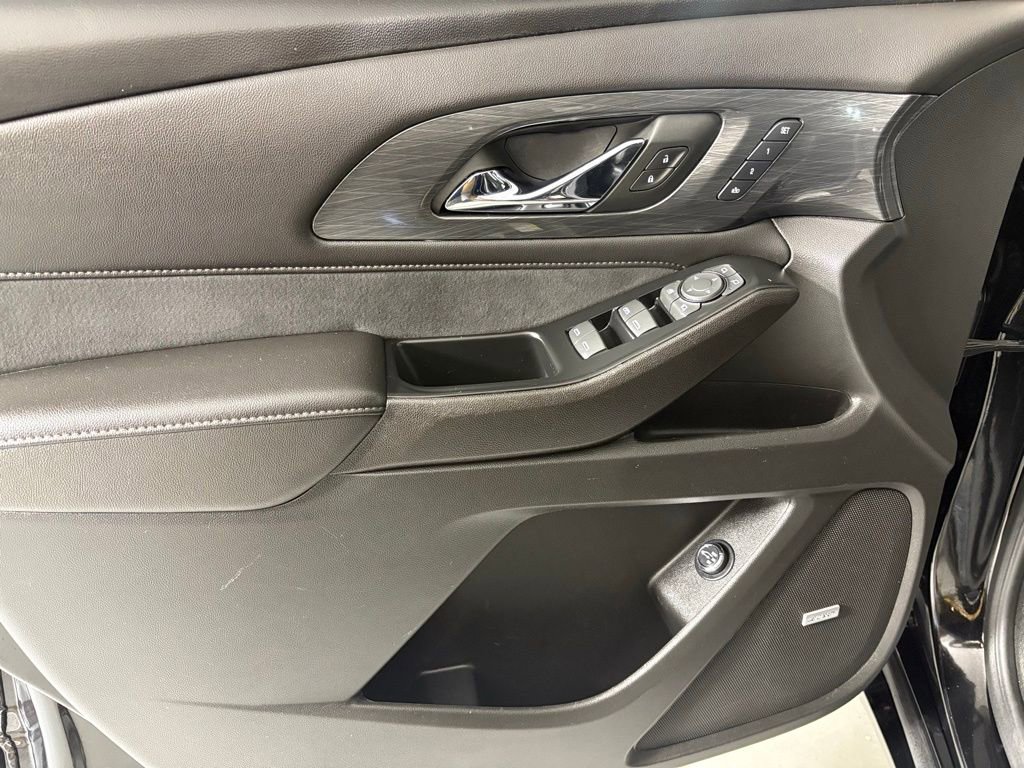 Used 2023 Chevrolet Traverse High Country w/ LPO, Floor Liner Package image 14