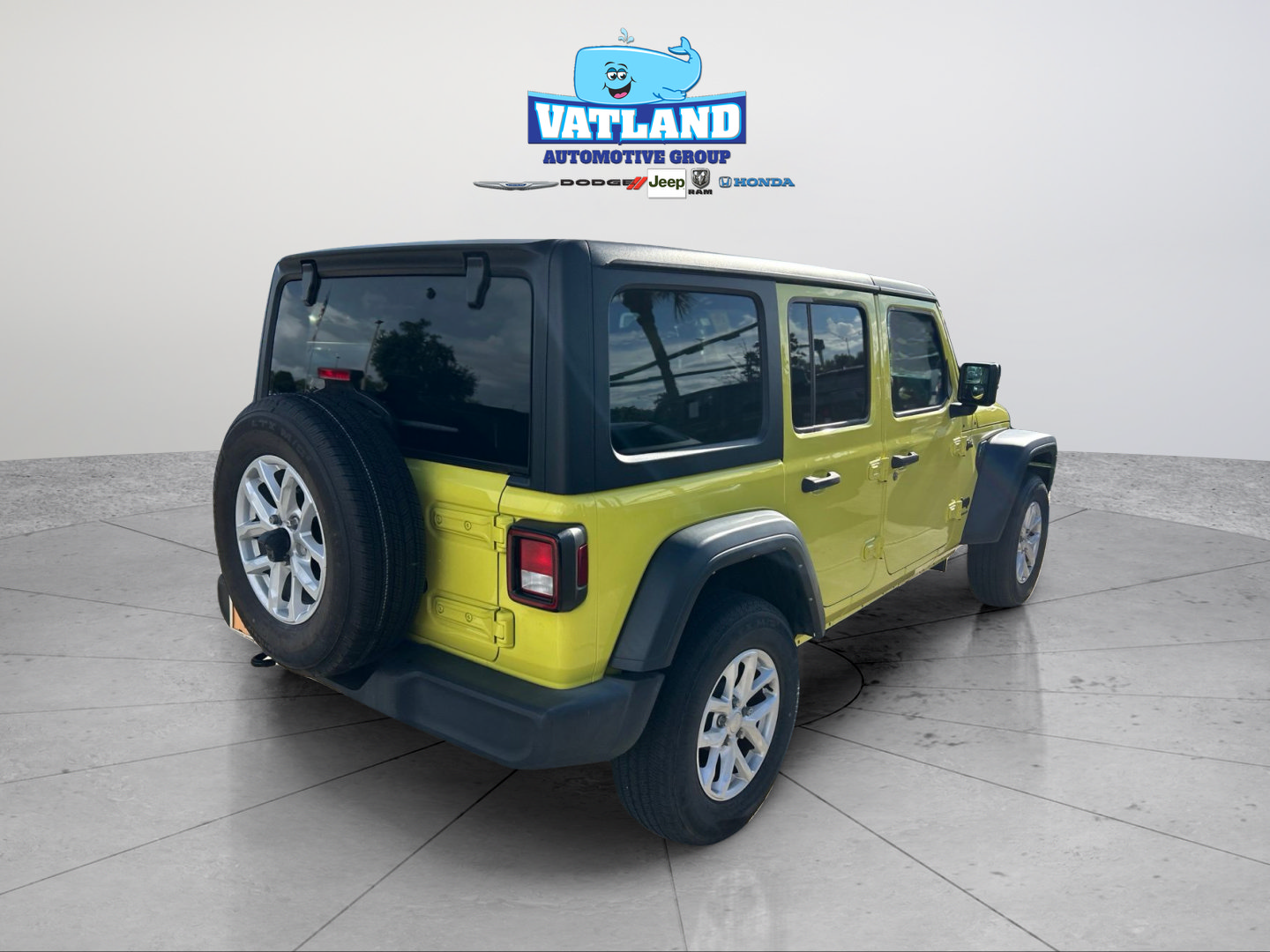 Used 2023 Jeep Wrangler Unlimited Sport AWD/4WD image 5