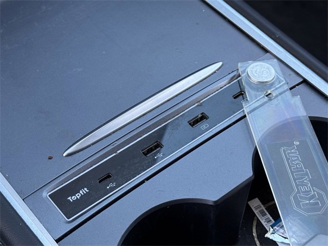 Used 2023 Tesla Model Y Long Range image 22