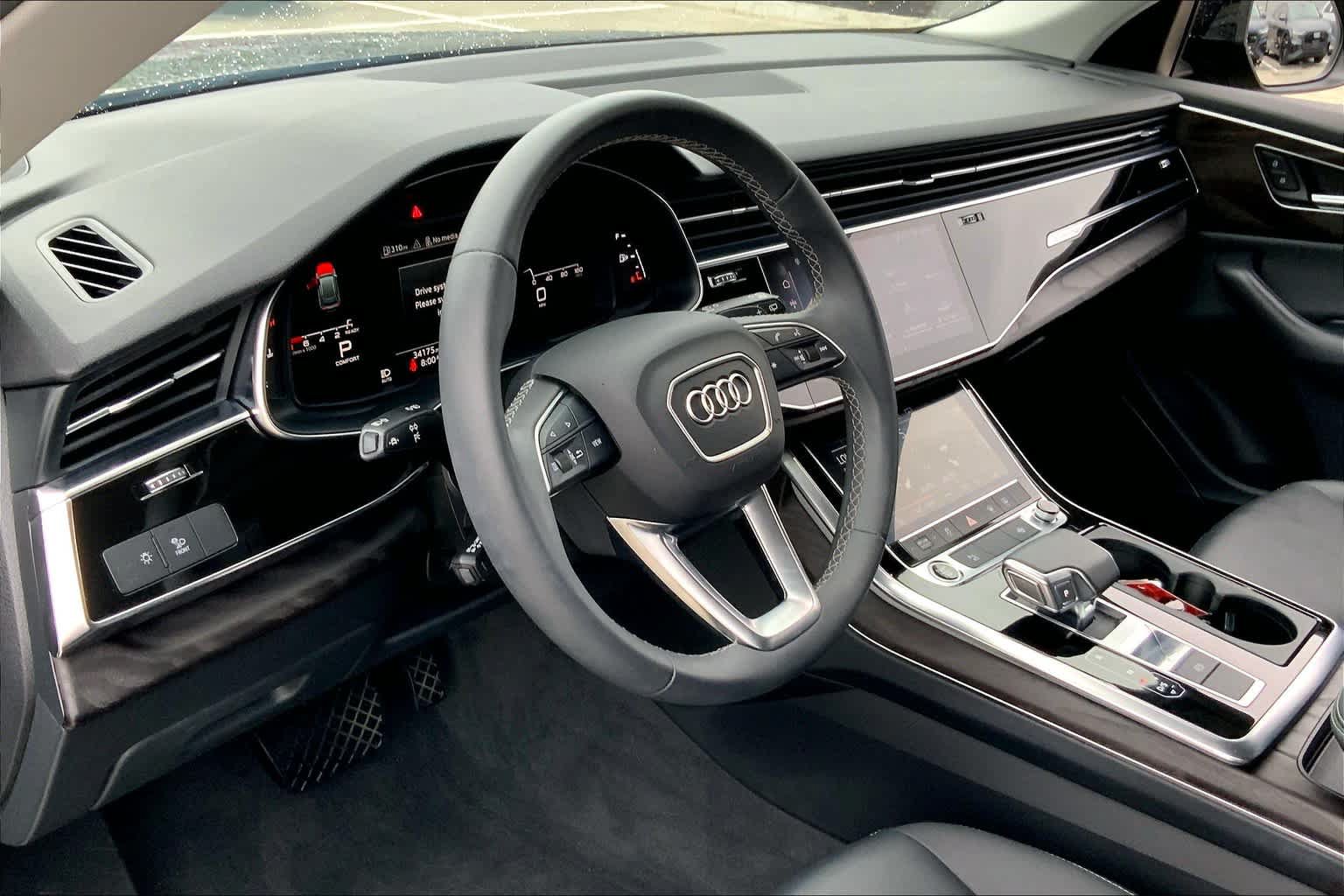 Used 2021 Audi Q8 Premium w/ Black Optic Package AWD/4WD image 16
