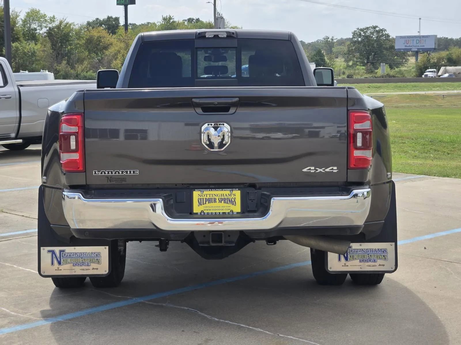 Used 2024 RAM 3500 Laramie w/ Towing Technology Group image 5