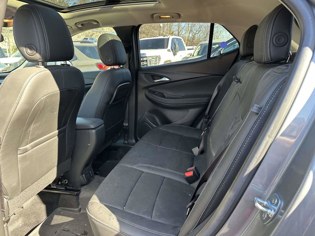 Used 2023 Buick Encore GX Essence w/ Experience Buick Package image 15