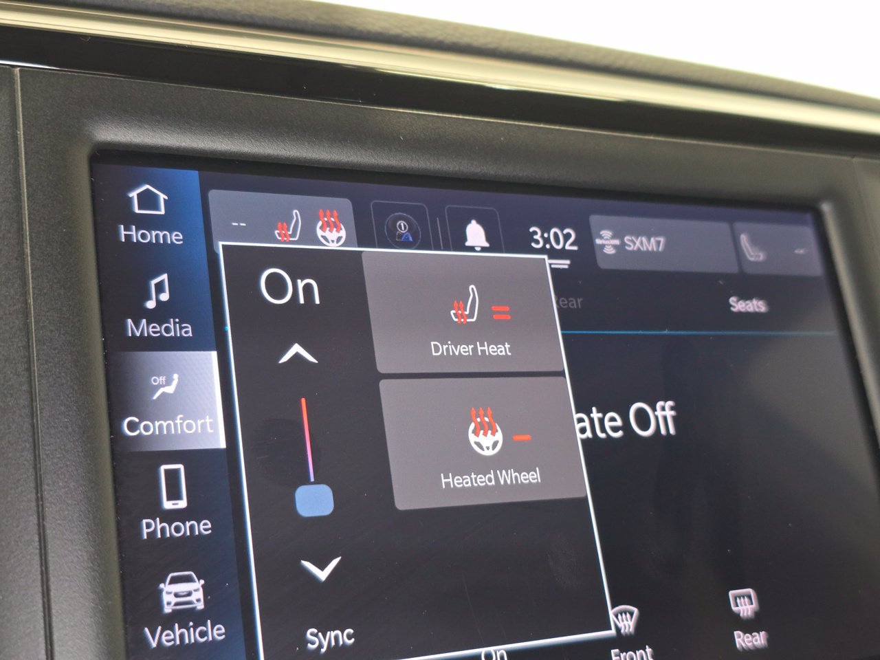 Used 2023 Chrysler Voyager LX FWD image 19