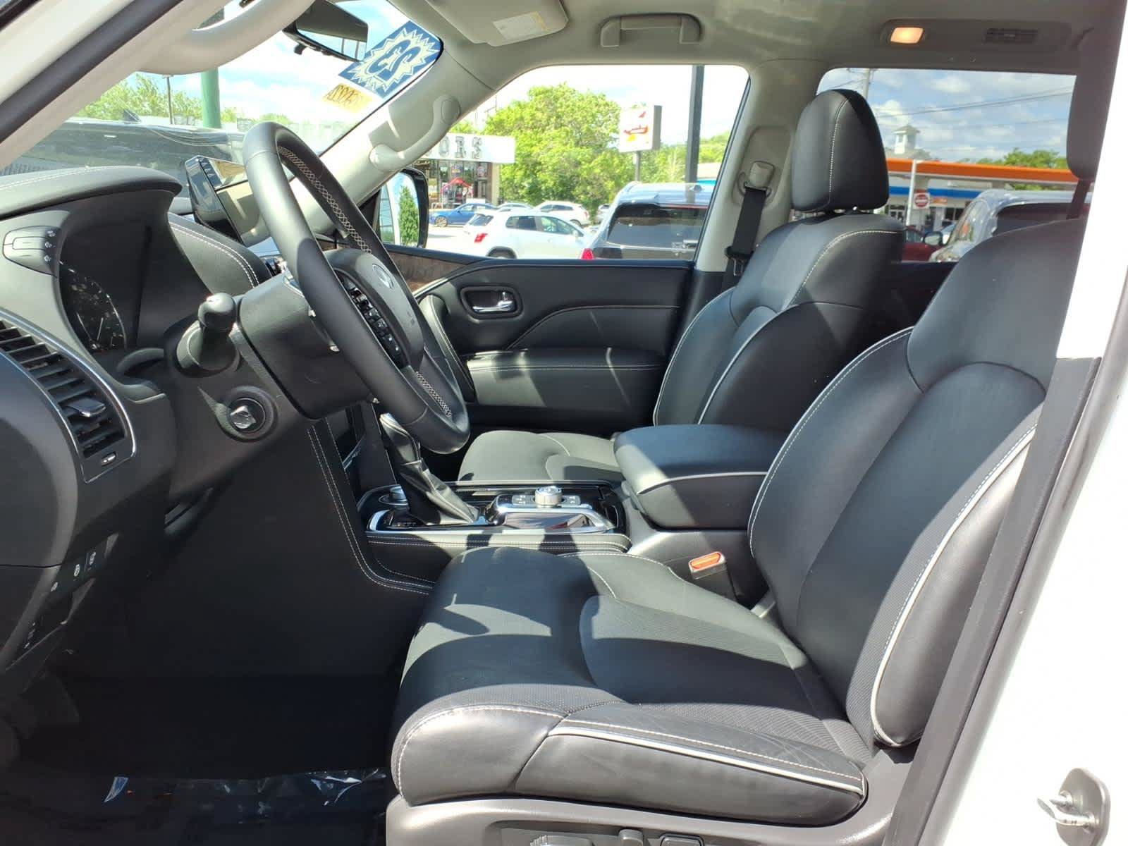 Certified 2023 INFINITI QX80 Premium Select w/ Cargo Package AWD/4WD image 11