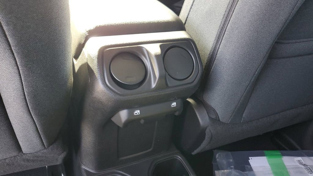 New 2026 Jeep Gladiator Sport image 13