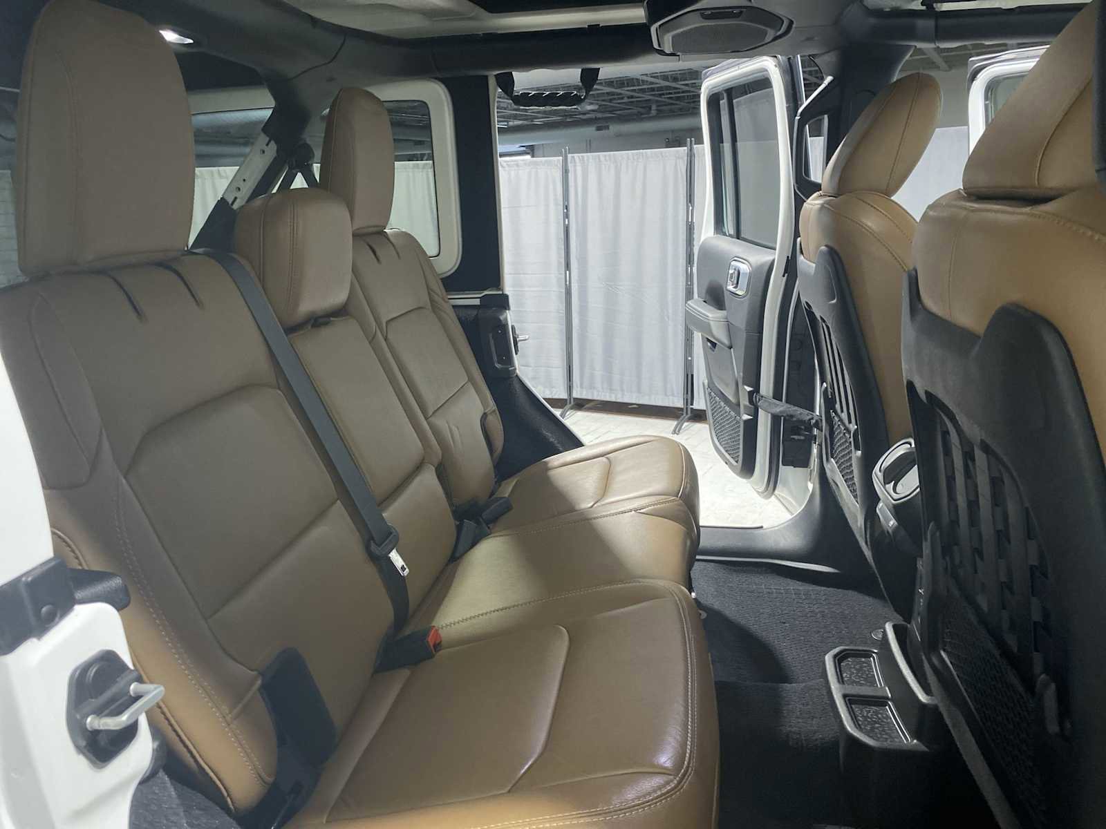 Used 2021 Jeep Wrangler Unlimited Rubicon image 13