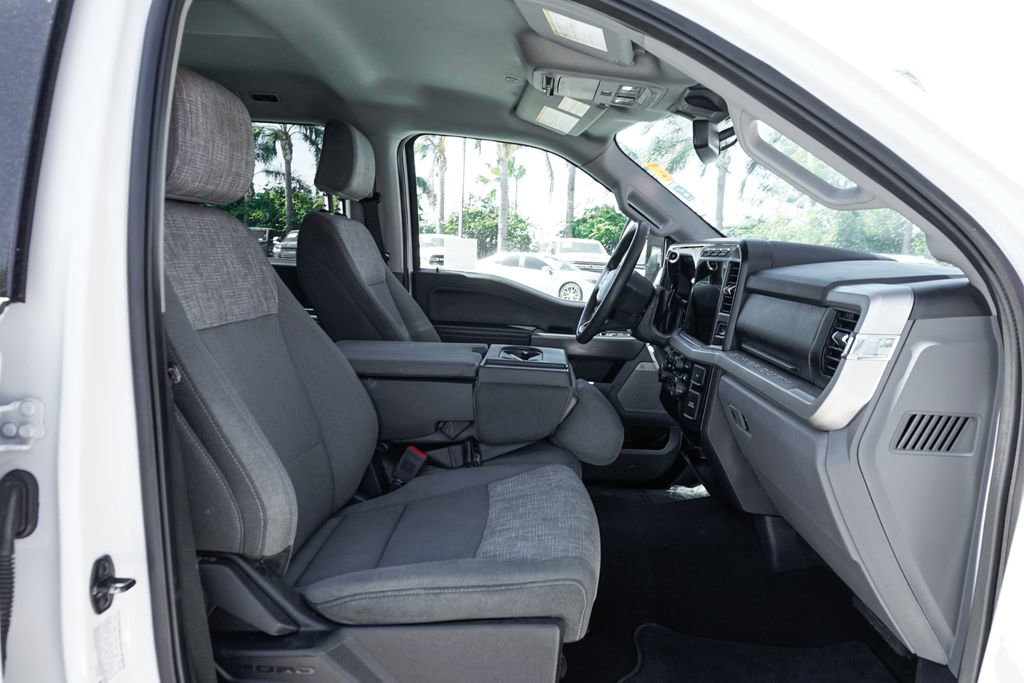 Used 2023 Ford F250 XLT w/ XLT Premium Package image 41