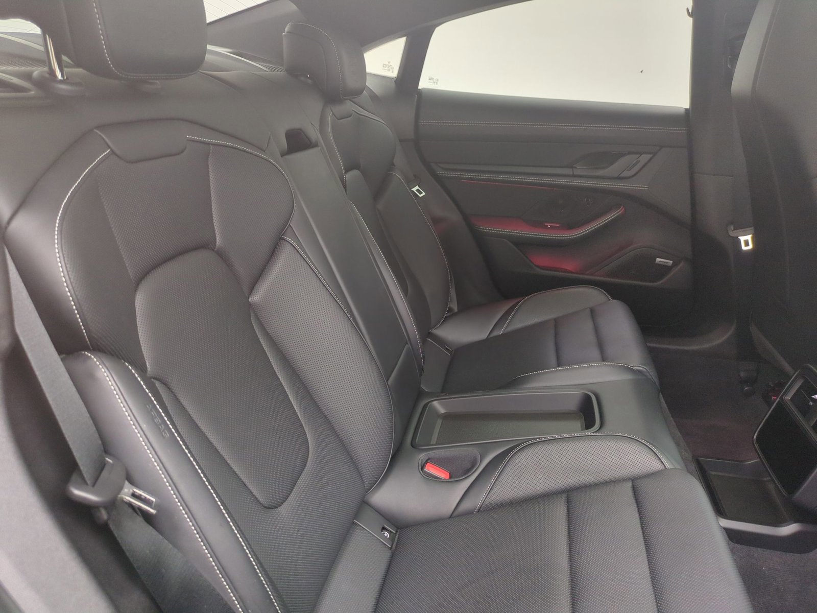 Certified 2024 Porsche Taycan 4S image 23