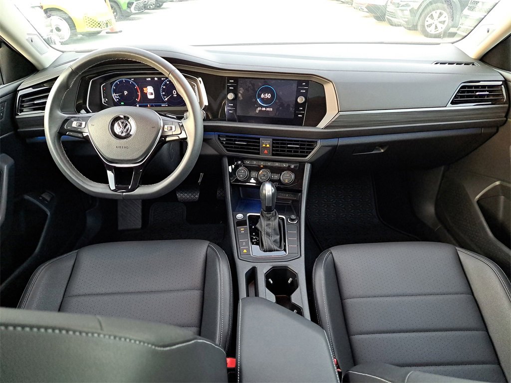 Used 2021 Volkswagen Jetta SEL image 12