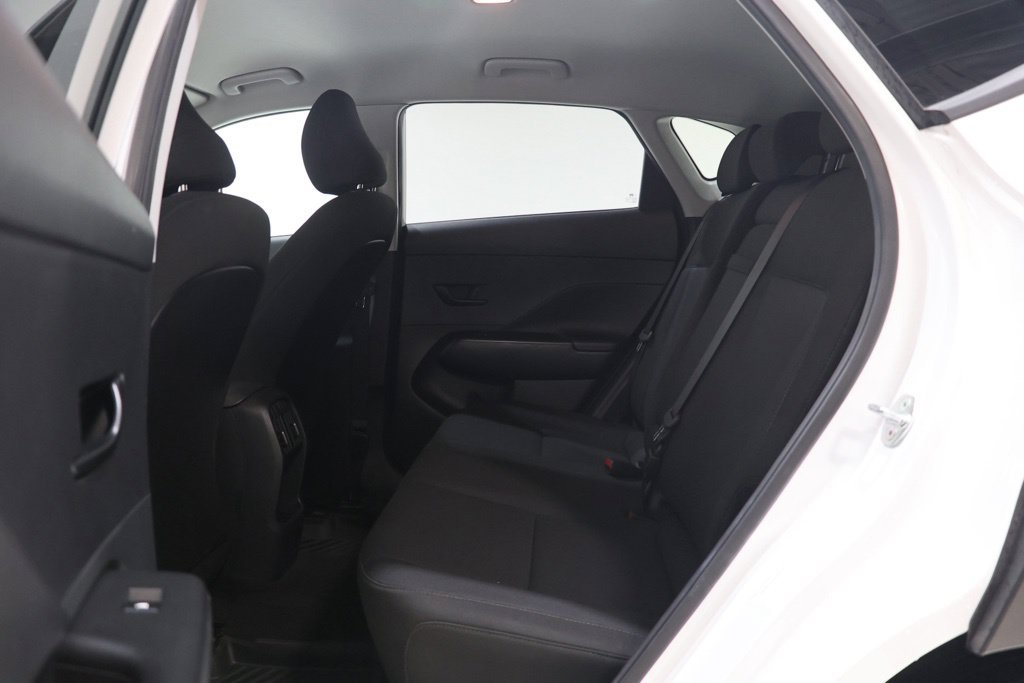 Used 2025 Hyundai Kona SEL FWD image 26