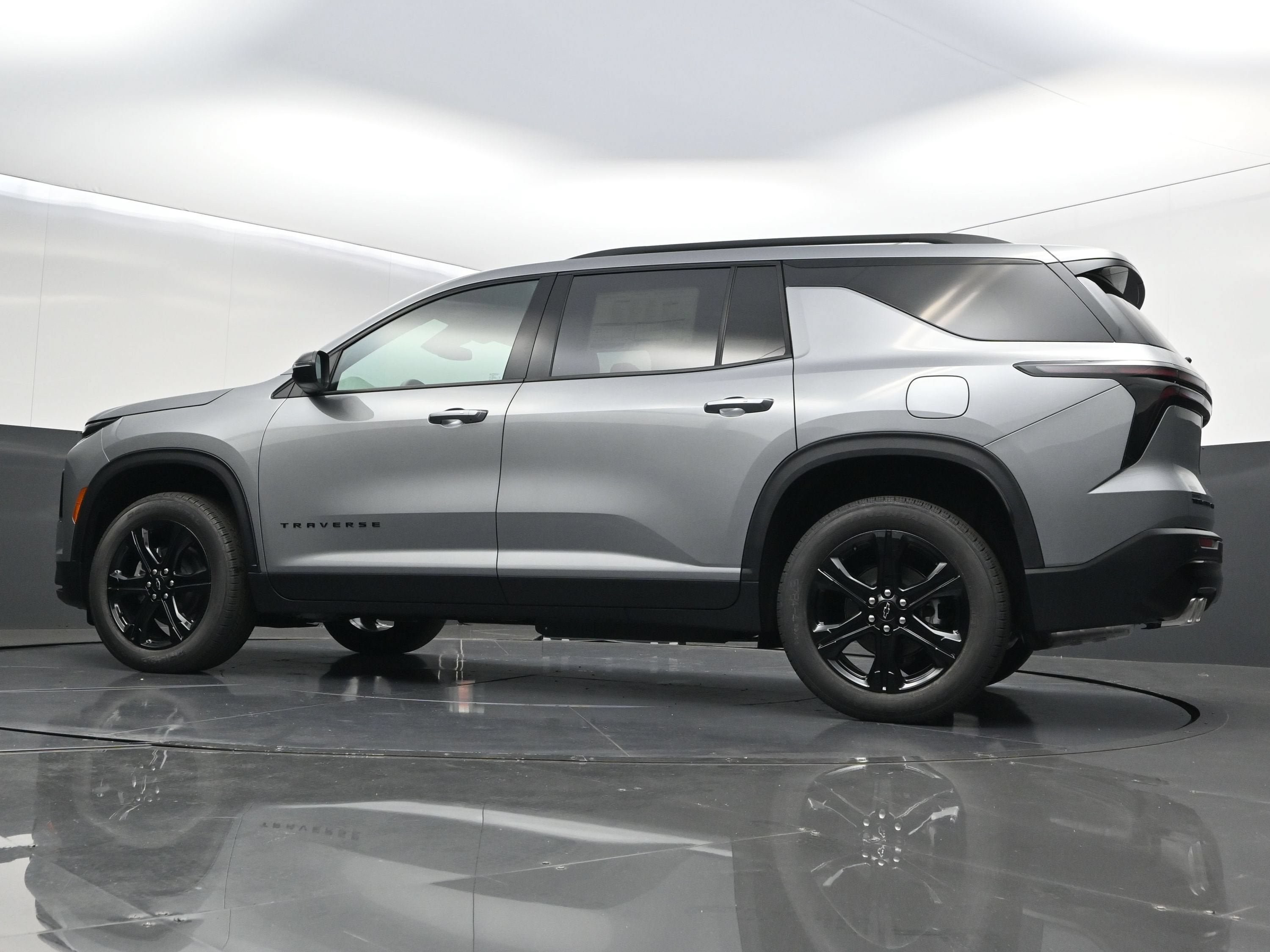 New 2027 Chevrolet Traverse LT w/ Midnight/Sport Edition AWD/4WD image 43