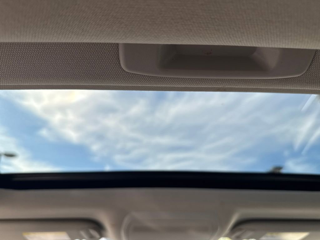 Used 2023 MAZDA MAZDA3 s FWD image 16