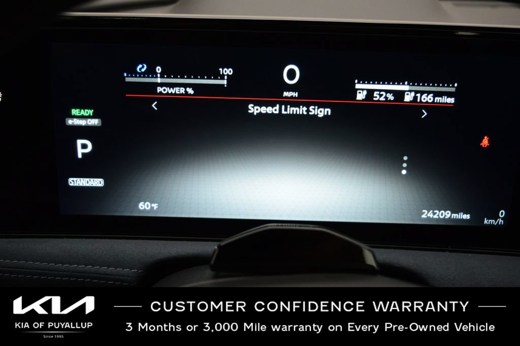 Used 2023 Nissan Ariya AWD/4WD image 19