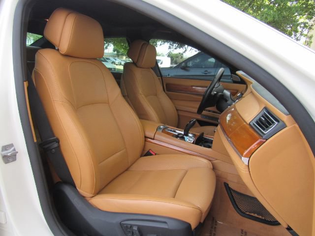 Used 2013 BMW ALPINA B7 xDrive w/ Driver Assistance Pkg AWD/4WD image 24