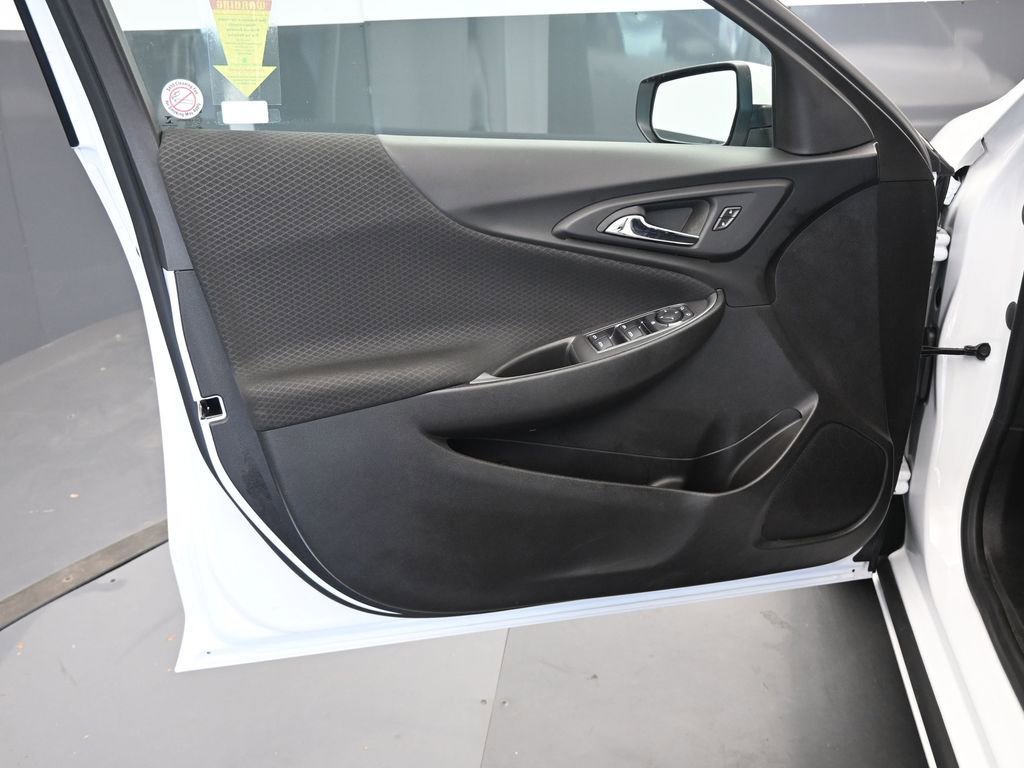 Used 2024 Chevrolet Malibu LT image 22