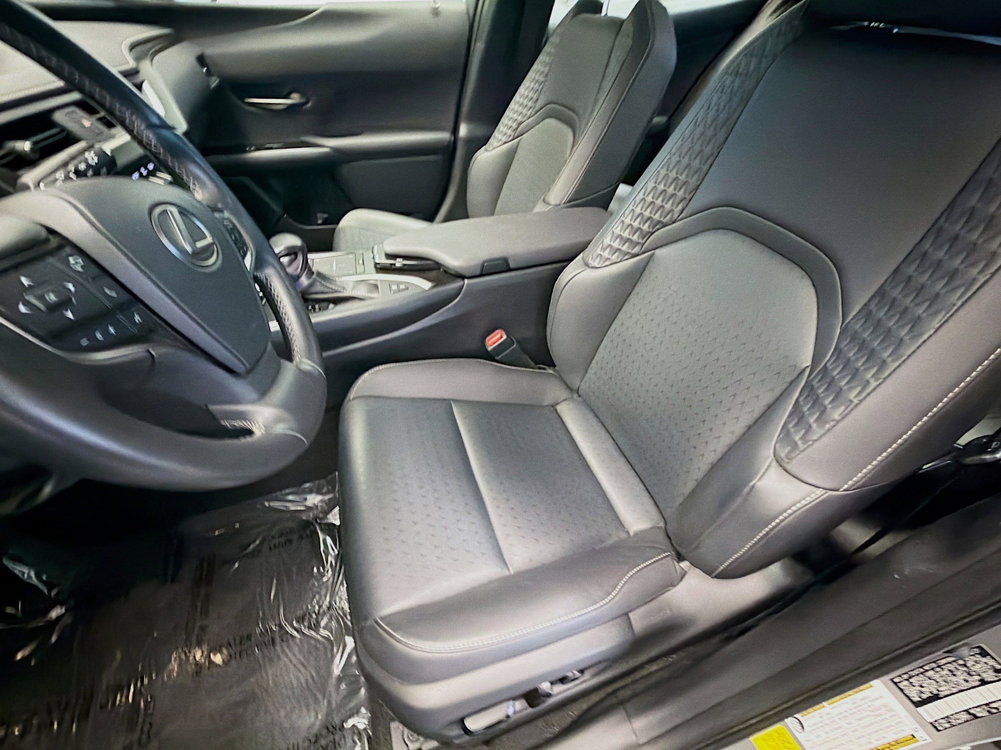 Used 2022 Lexus UX 250h w/ Accessory Package (Z2) image 11