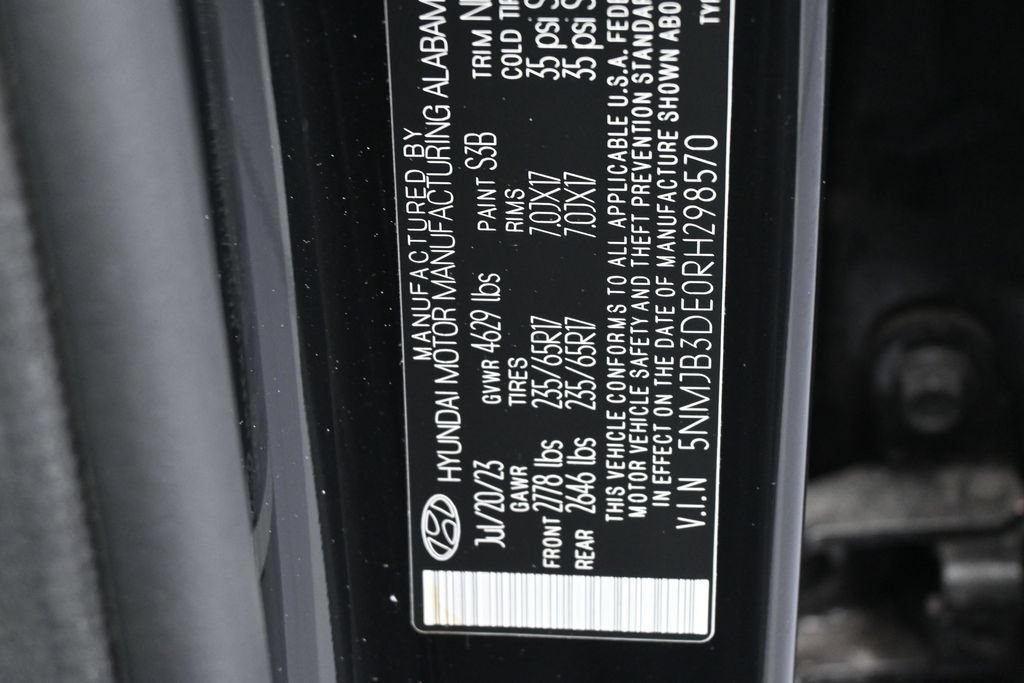 Used 2025 Chevrolet Tahoe RST w/ Comfort Package RWD image 16