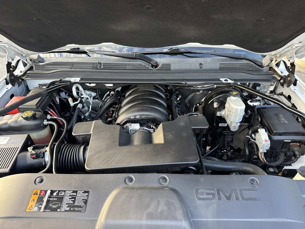 Used 2018 GMC Yukon Denali w/ Denali Ultimate Package image 3