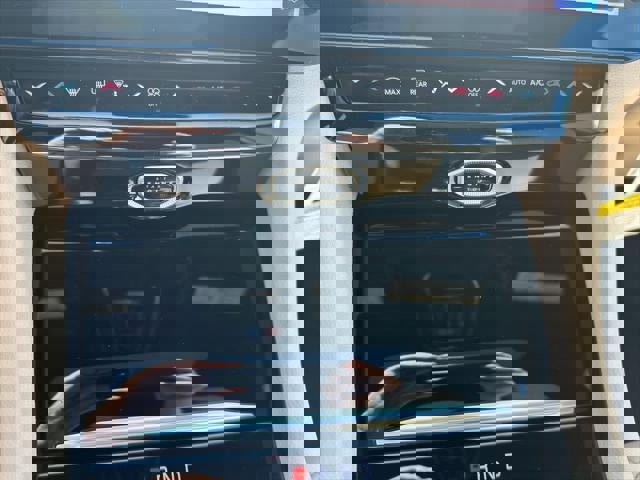 New 2026 Jeep Grand Cherokee Limited w/ Luxury Tech Group II image 44