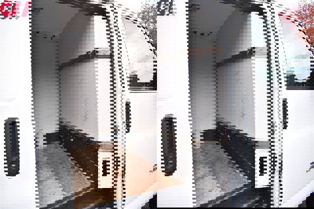 Used 2006 Chevrolet Express 3500 image 23