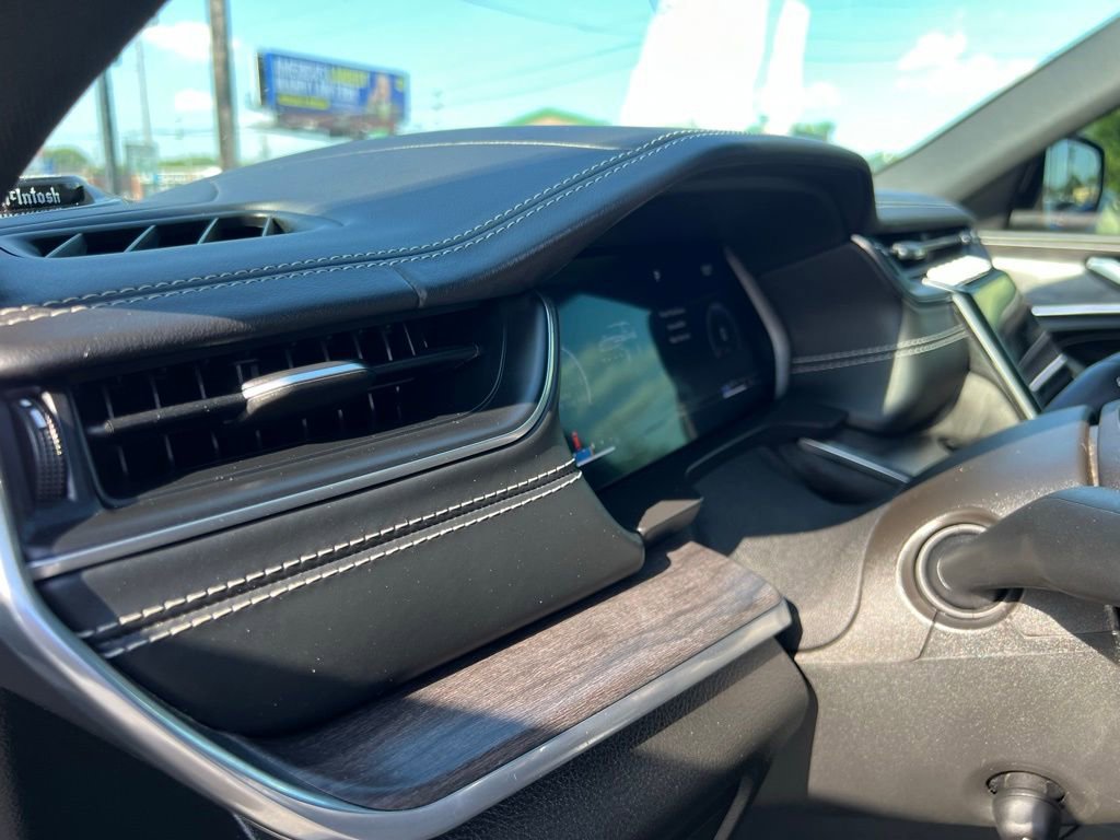 Used 2022 Jeep Grand Cherokee L Overland image 37