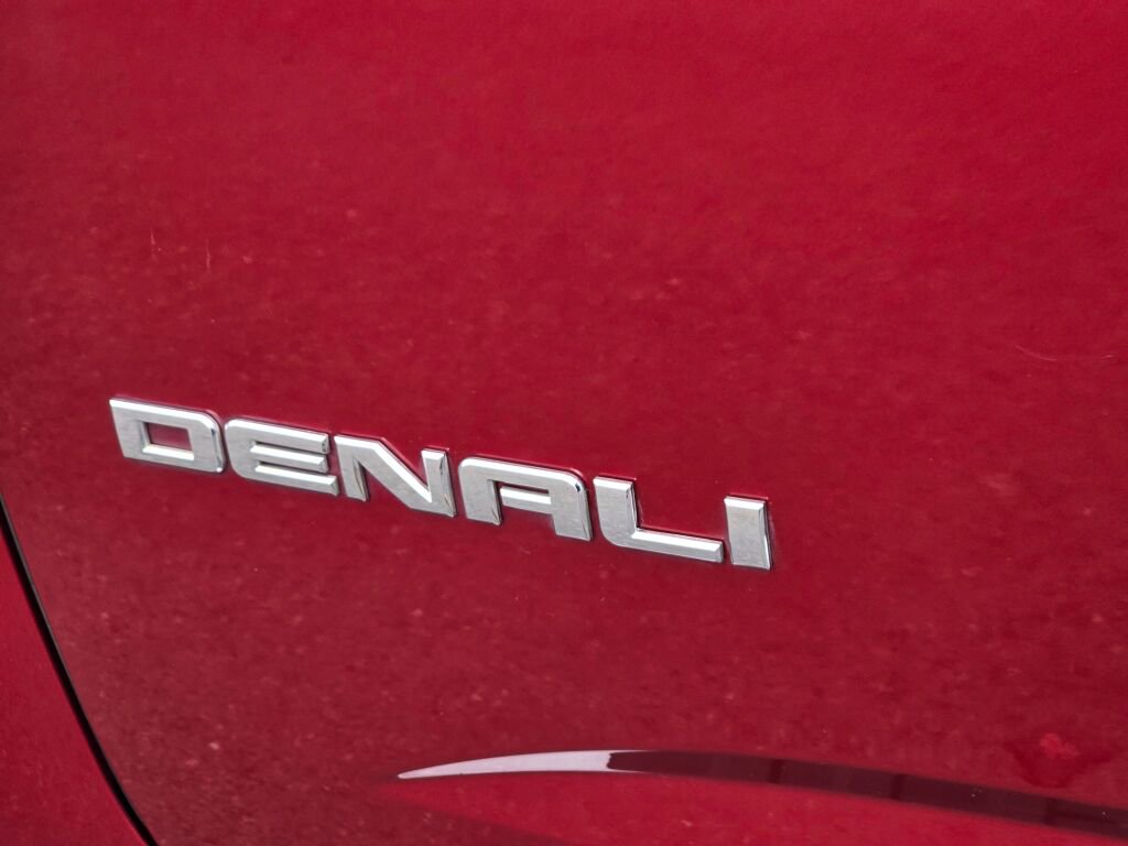 Used 2018 GMC Canyon Denali AWD/4WD image 12