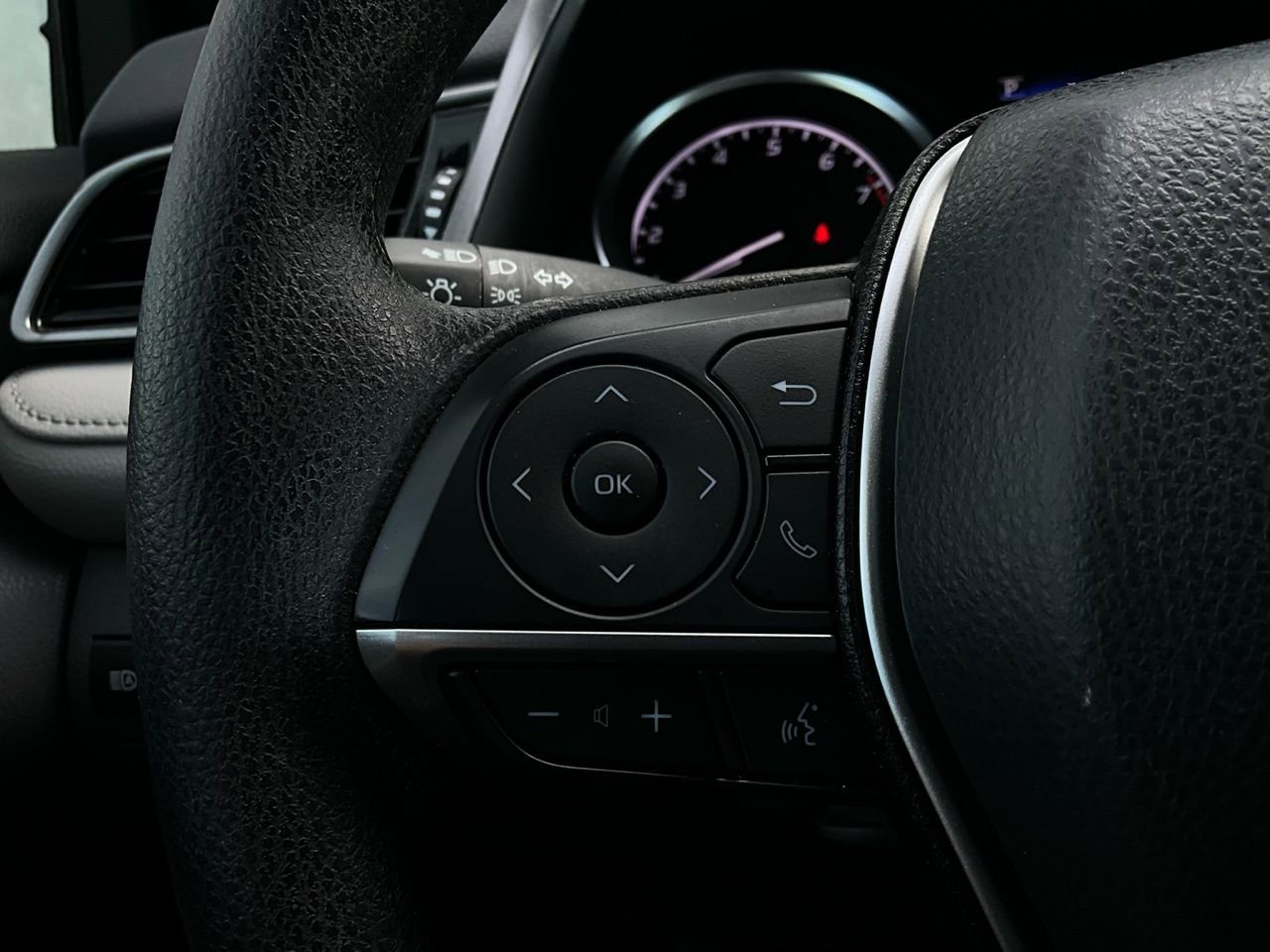 Used 2024 Toyota Camry LE image 31