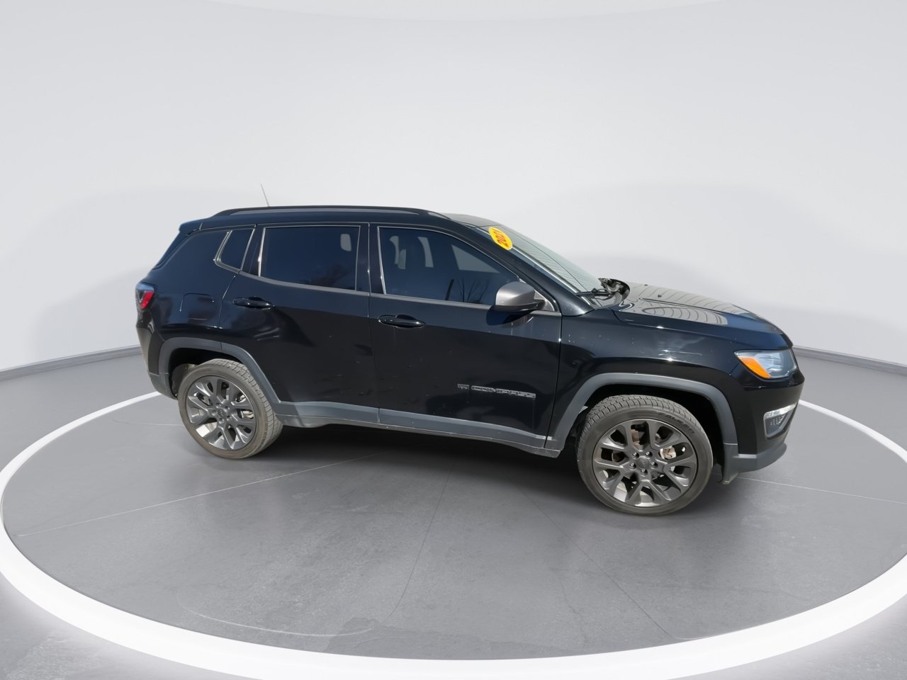 Used 2021 Jeep Compass Latitude w/ Sun and Sound Group AWD/4WD image 9