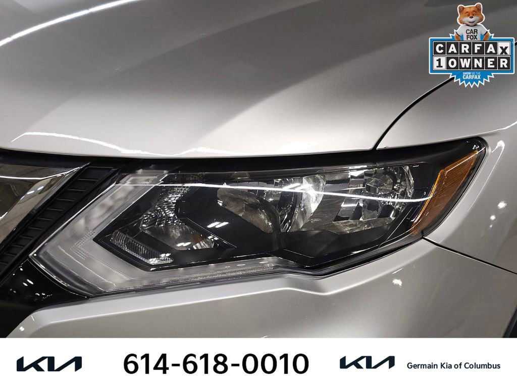 Used 2020 Nissan Rogue S image 14