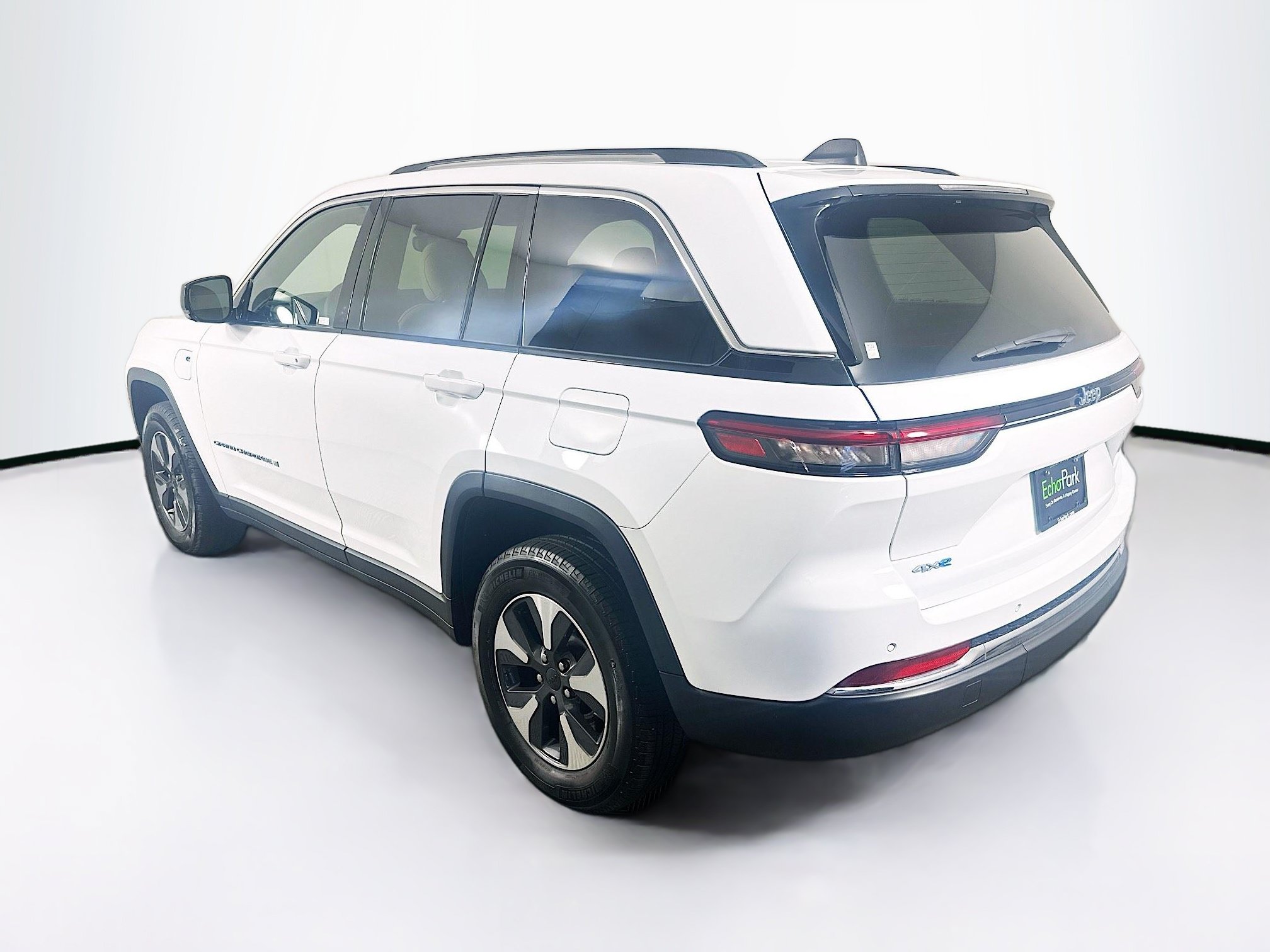 Used 2022 Jeep Grand Cherokee Limited 4xe AWD/4WD image 5