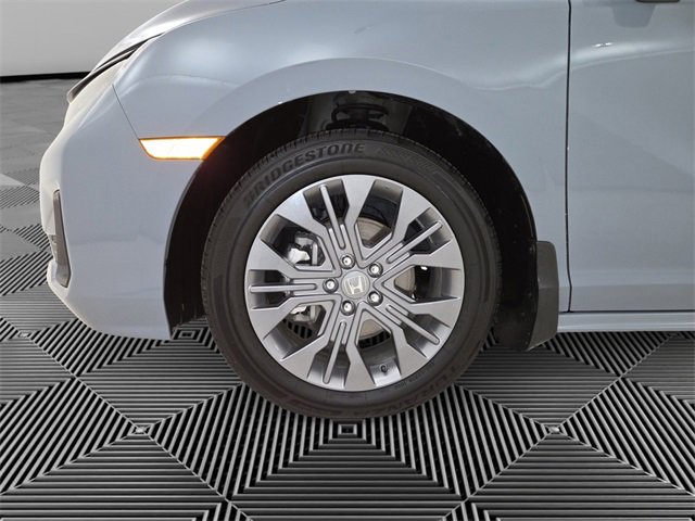 Used 2025 Honda Odyssey Touring image 9