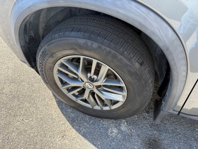 Used 2021 Nissan Rogue S image 8