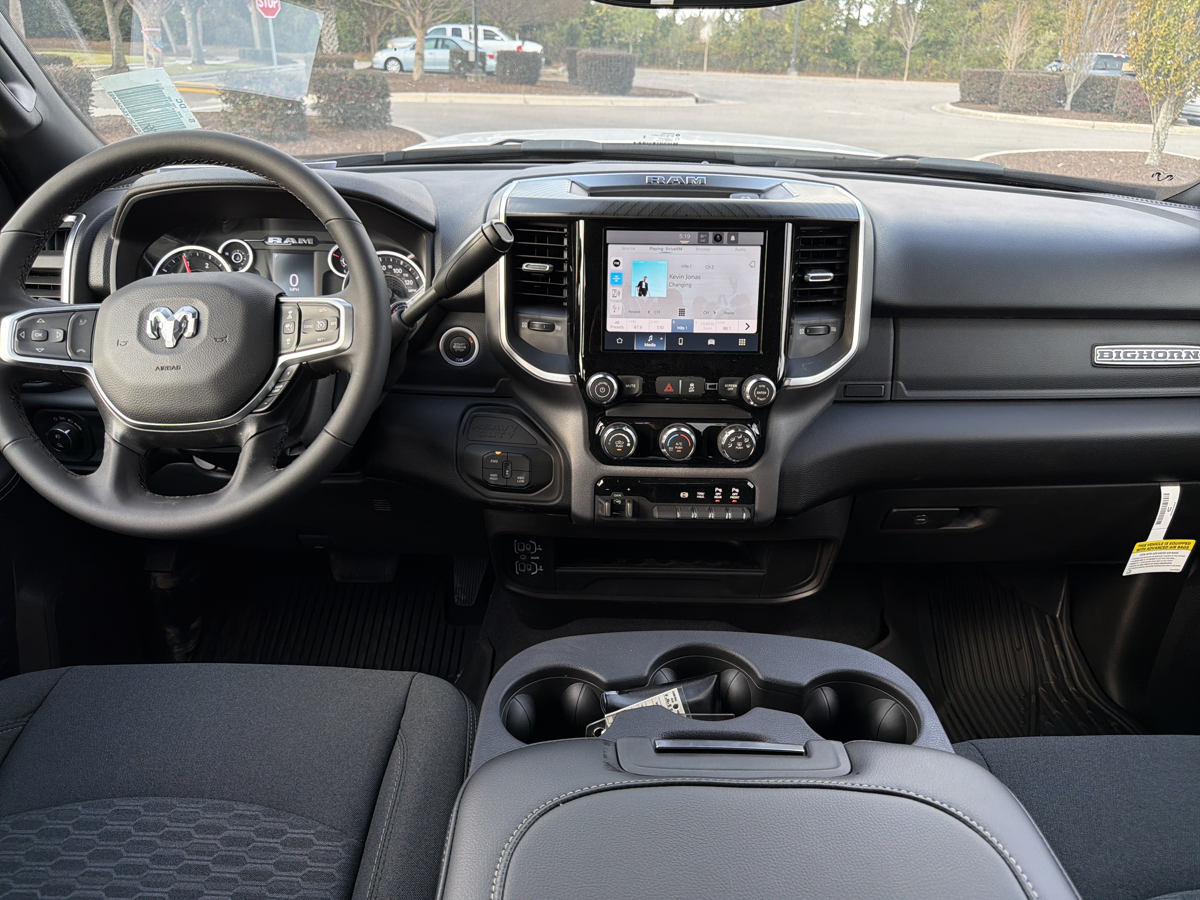 Used 2025 RAM 3500 Big Horn AWD/4WD image 17