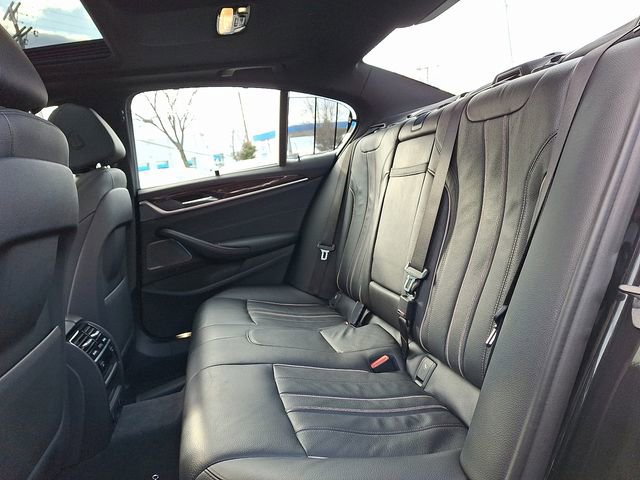 Used 2018 BMW 540i xDrive 540i xDrive w/ M Sport Package image 10