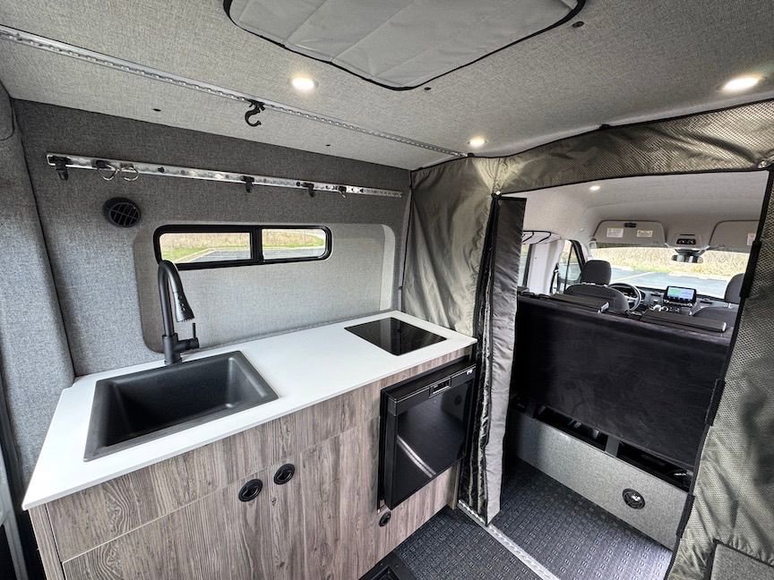 Used 2021 Ford Transit 350 Medium Roof AWD image 11