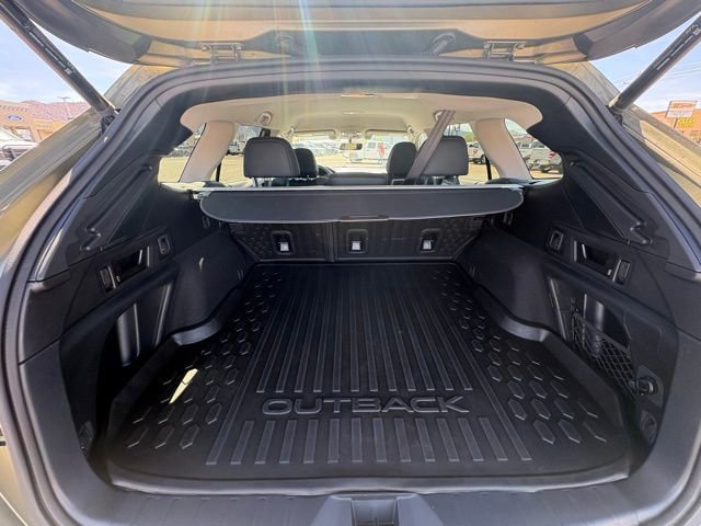 Used 2022 Subaru Outback Onyx Edition XT image 14