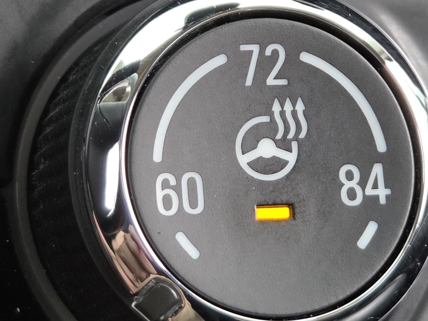 Used 2017 Buick Encore Essence FWD image 6